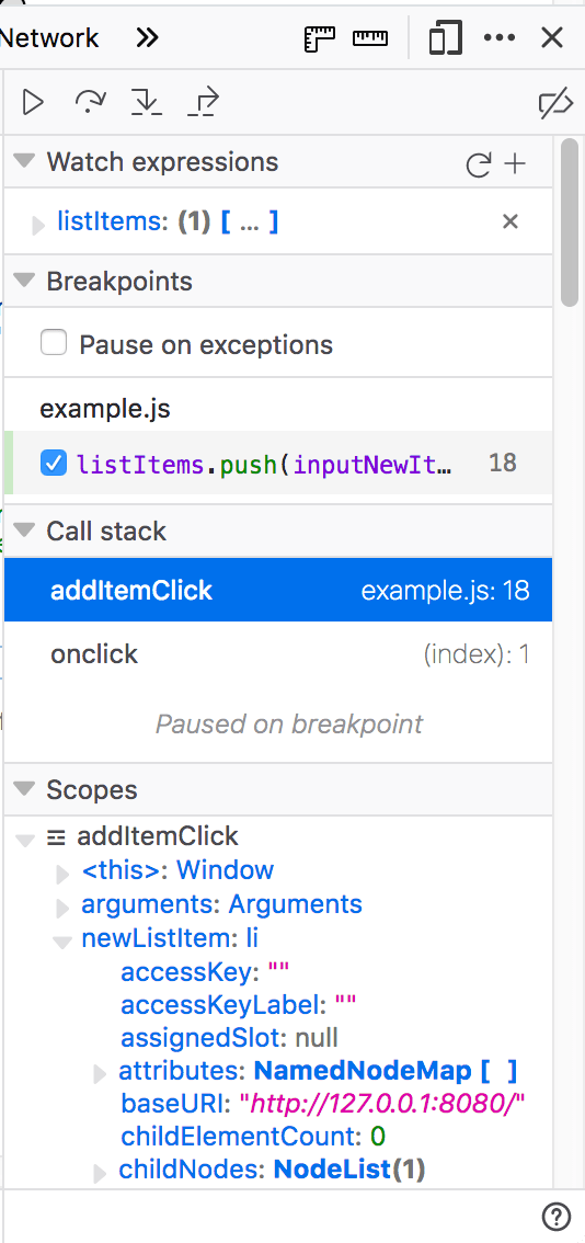 Ausschnitt aus dem Quellenbereich des Debugger-Tabs der Entwicklerwerkzeuge des Browsers. Im Callstack wird die Funktion angezeigt, die in Zeile 18 aufgerufen wird. Sie hebt hervor, dass ein Haltepunkt bei dieser Zeile gesetzt ist, und zeigt den Geltungsbereich.